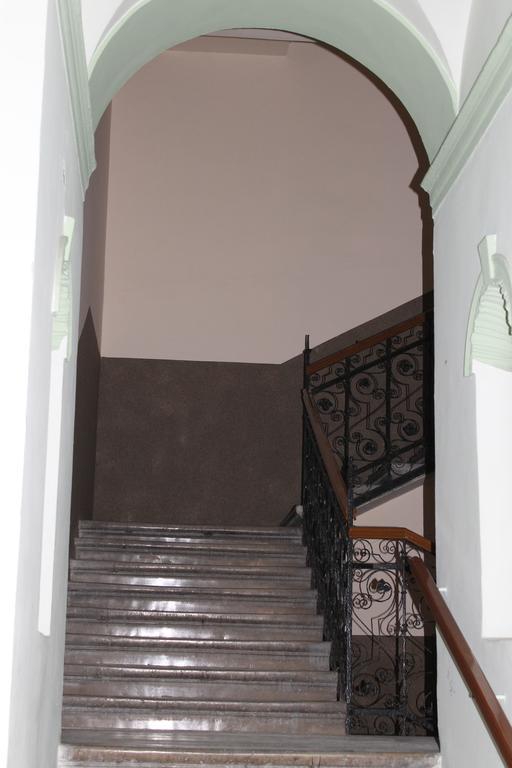 Capital Guesthouse Budapesta Exterior foto